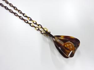 本鼈甲　ネックレス